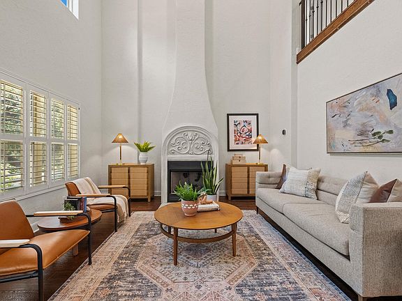 3rd image of 2307 Alta Vista Ave