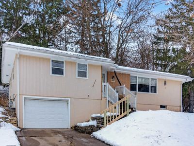 3067 Shiras Ave, Dubuque, IA, 52001