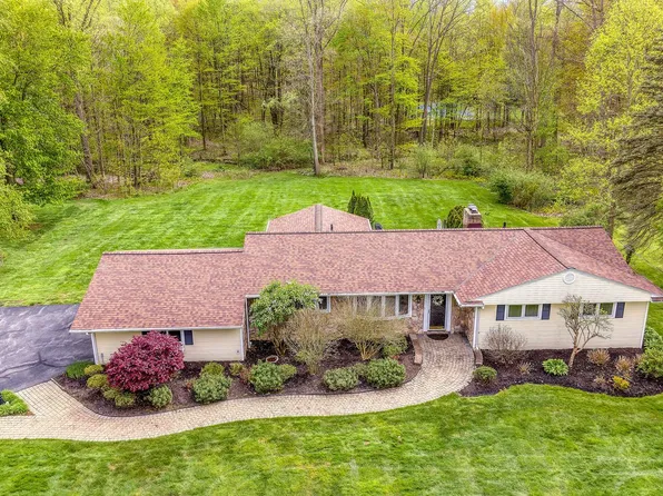 31540 Cedar Rd, Pepper Pike, OH 44124