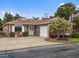 112 Bay Club Cir, Morehead City, NC 28557