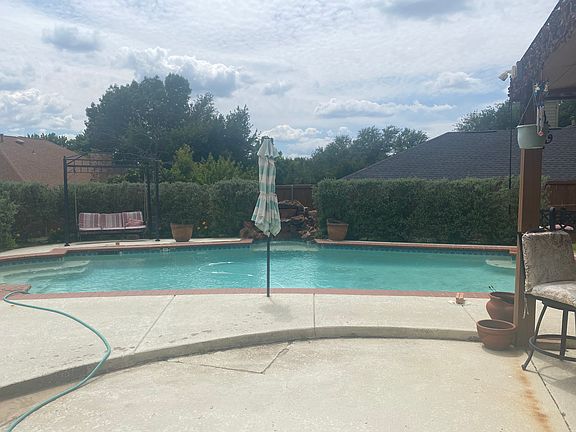 5th image of 1230 Donegal Ln