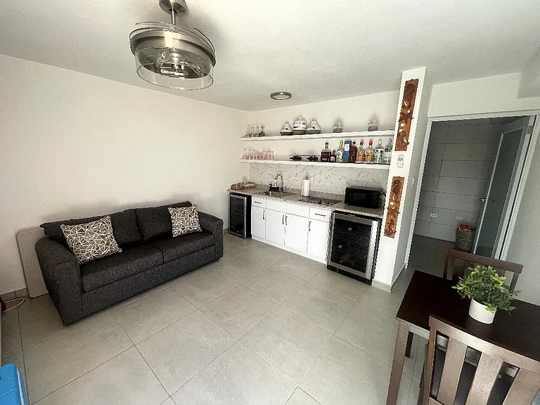 Condominio Ocean Palace #1 #1 — Photo 5