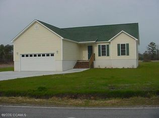 190 Peletier Loop Rd, Swansboro, NC 28584
