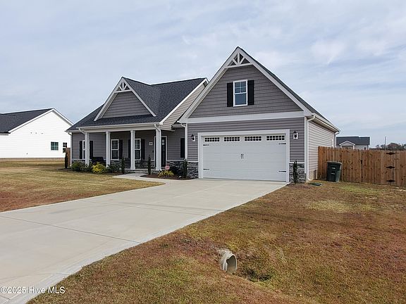 3rd image of 310 Fynloch Chase Drive