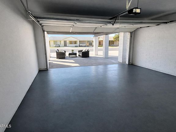 3rd image of 3158 W LANE Avenue