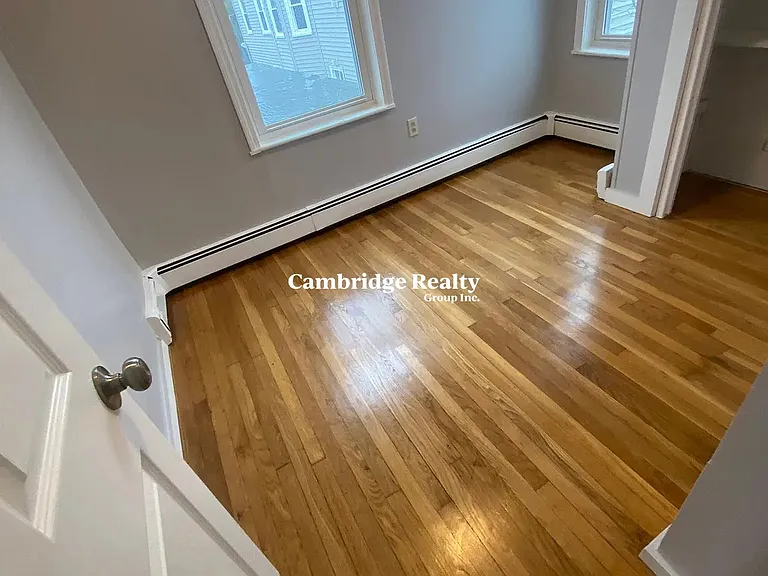 9-11 Houghton St #3 — Photo 18