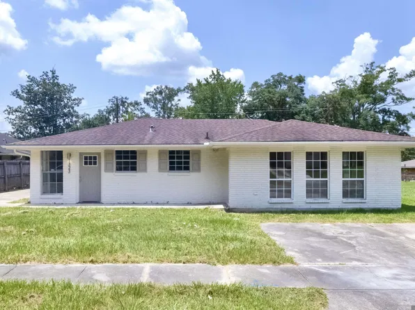 1323 Village Park Dr, Baton Rouge, LA 70810