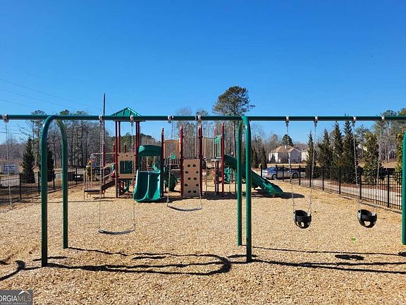 3rd image of 134 Oakchase Park Ln