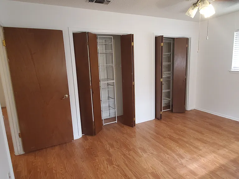 14219 Brook Hollow Blvd — Photo 19