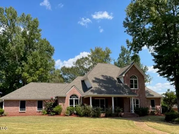 309 Concord Dr, Clinton, MS 39056