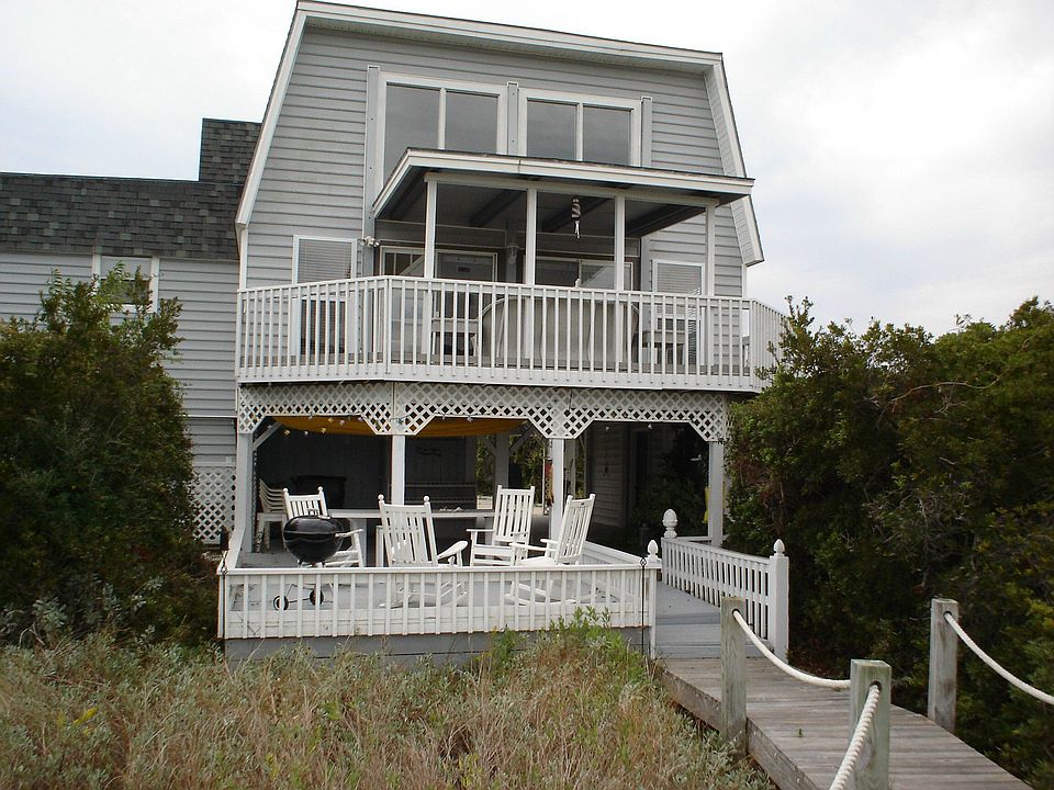 Back of House-Marsh Side