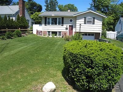 1st image of 31 Quintard Dr