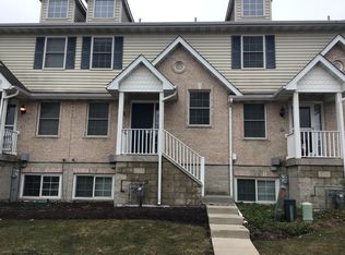 220 W Kyra Ln, Cortland, IL 60112
