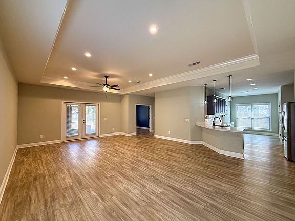 3rd image of 3916 Fielding Ct