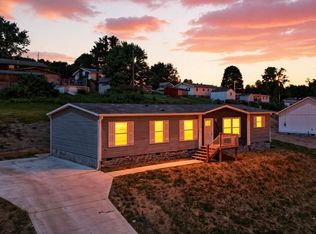 326 Wilson Hurst St, Tazewell, TN 37879