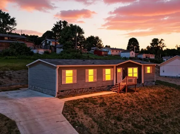 326 Wilson Hurst St, Tazewell, TN 37879