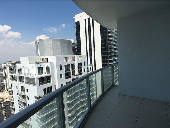 2nd image of 1060 Brickell Ave APT 3713
