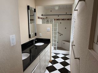 6052 Willow Grove Ln, Cupertino, CA 95014