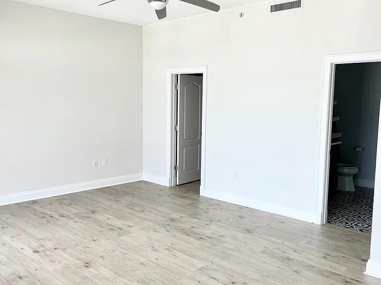 315 Arlington Ave #1003 — Photo 9