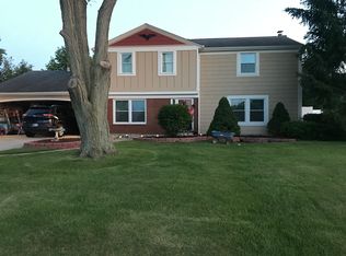 1004 Valley O Pines Pkwy, Fort Wayne, IN 46845