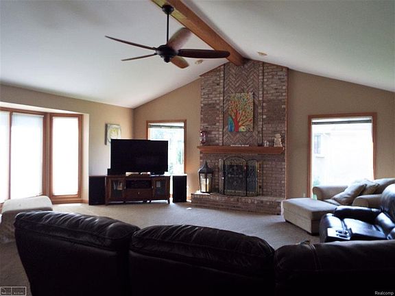 2nd image of 54134 Overbrook Ct