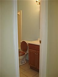 2nd image of 4913 Gilbert St