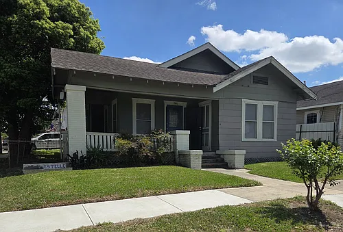 301 Estelle St Photo 1