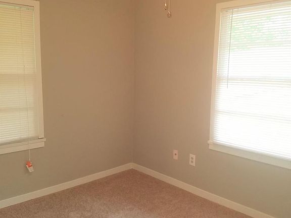 5th image of 455 Forest Hills Dr