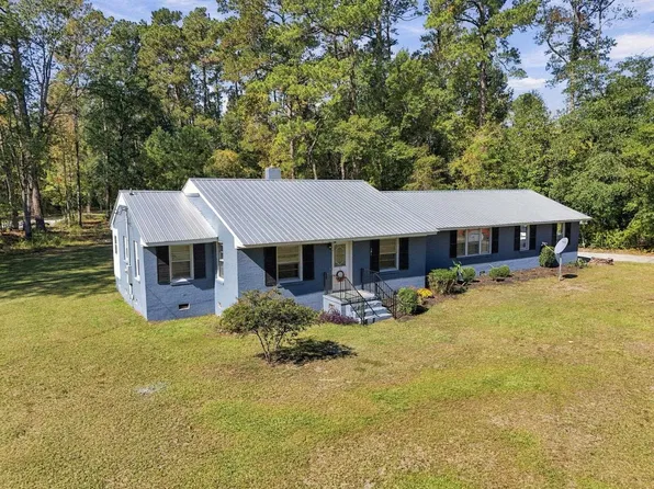 501 N Nichols St., Nichols, SC 29581