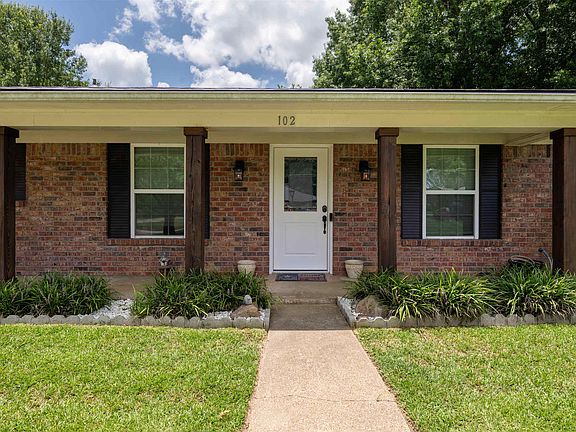 2nd image of 102 Christal Dr