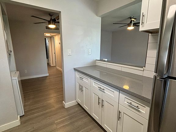 4th image of 330 W Pasadena Ave #5
