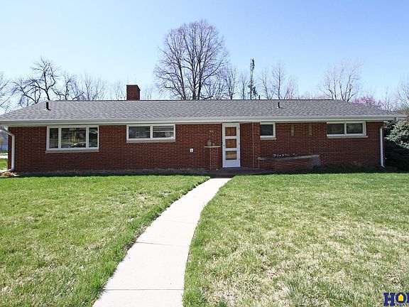 2nd image of 1641 Circle Dr