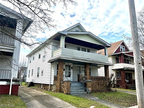 2nd image of 11822 Lenacrave Ave