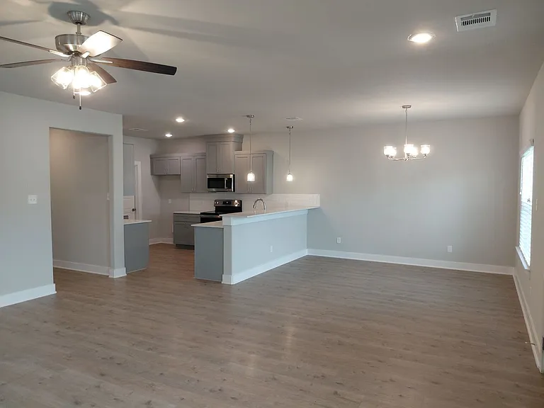648 The Cottages Dr — Photo 18