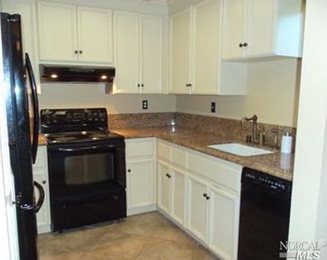 1st image of 114 Oriole Cir