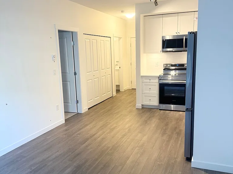 15735 85th Ave #305 — Photo 3