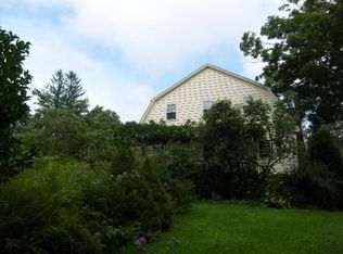 68 Common St, Groton, MA 01450