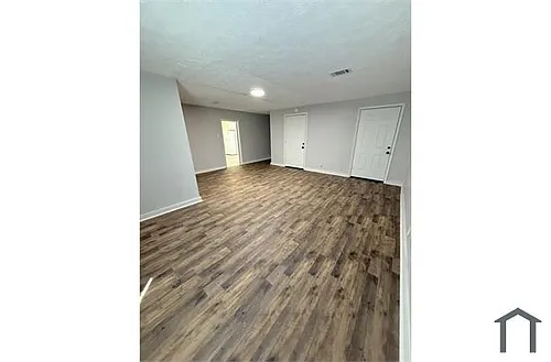 1026 Branch St Photo 1