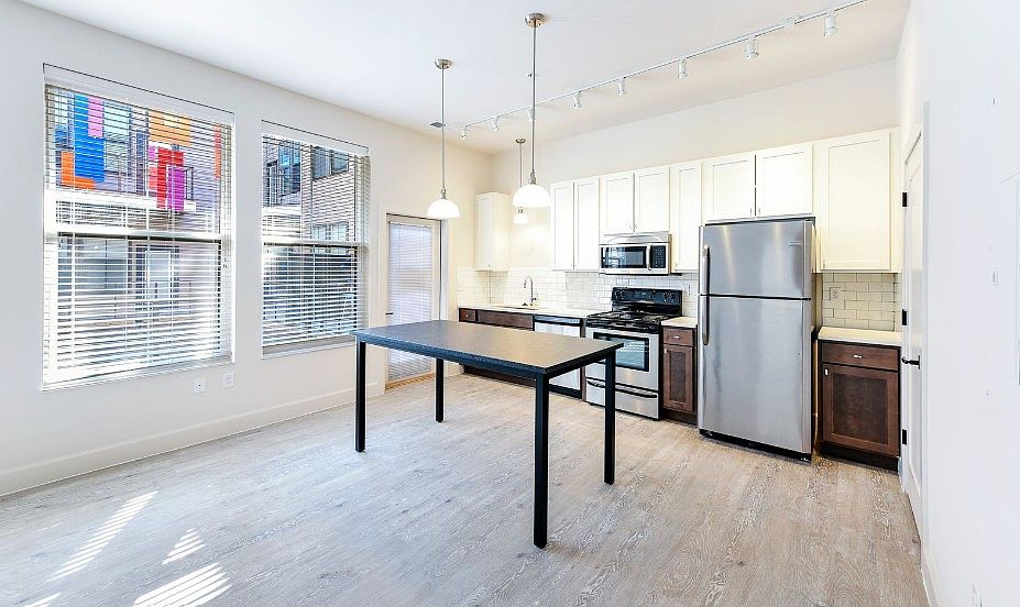 1st image of 1296 Chesapeake Ave #315