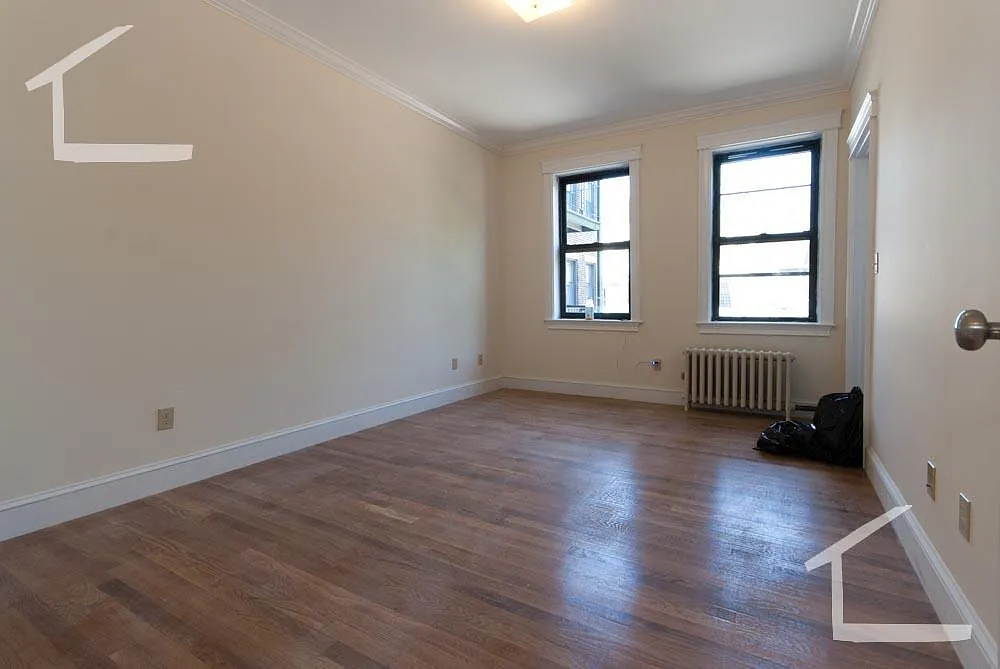 4 bed, 1650 sqft, $5,000 — Photo 2