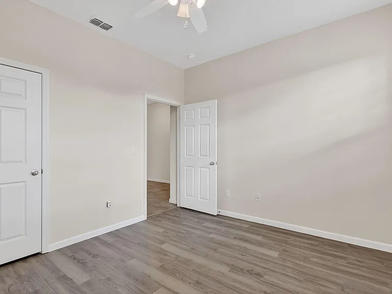 10552 SW Toren Way — Photo 24