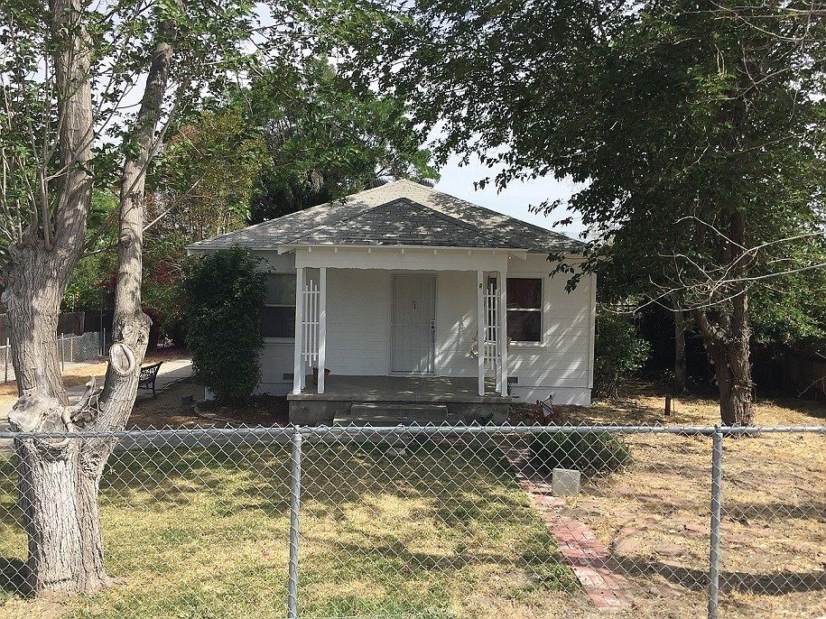 1st image of 25470 Cole St