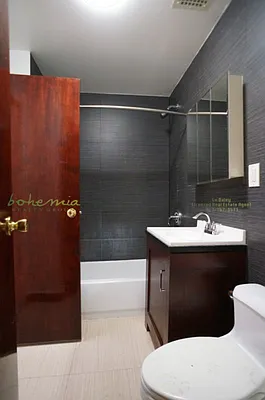 Rented by Bohemia Realty Group | media 30