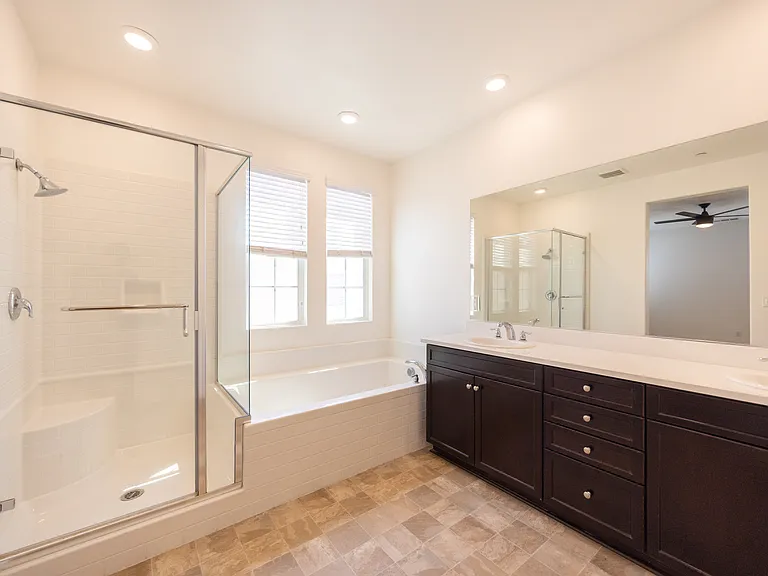 24153 Paseo Del Rancho Dr — Photo 20