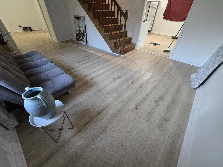 629 W Watson St — Photo 83