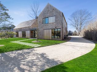 119 Magee St, Southampton, NY 11968