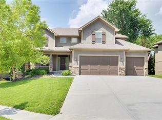 24210 W 123rd Ter, Olathe, KS 66061