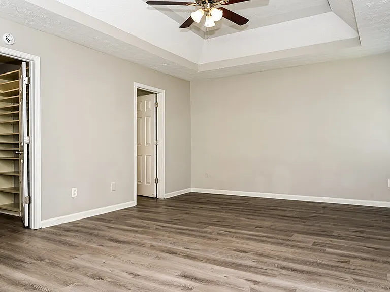 204 Biltmore Way — Photo 9