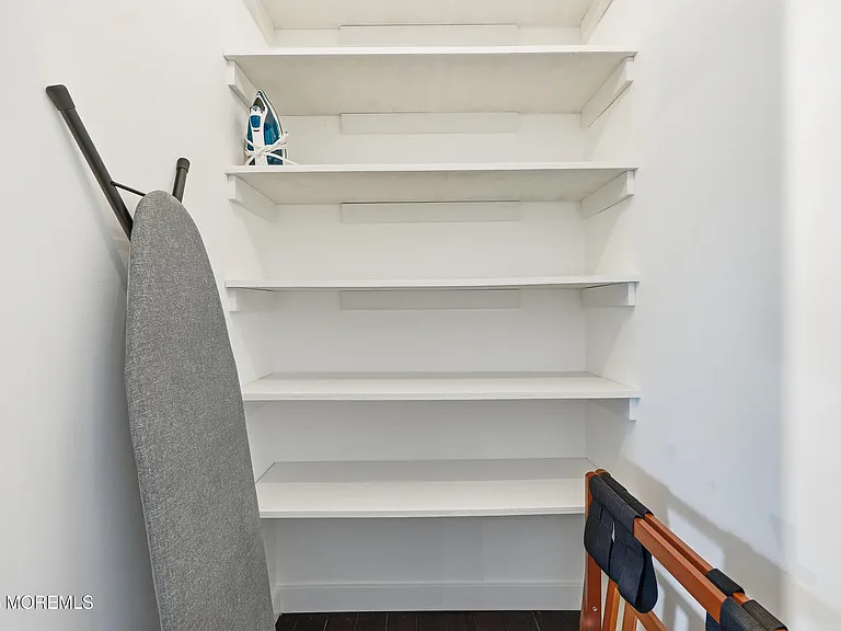 46 Broadway Ave #46 — Photo 18