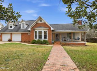 38 Church St, Lake, MS 39092